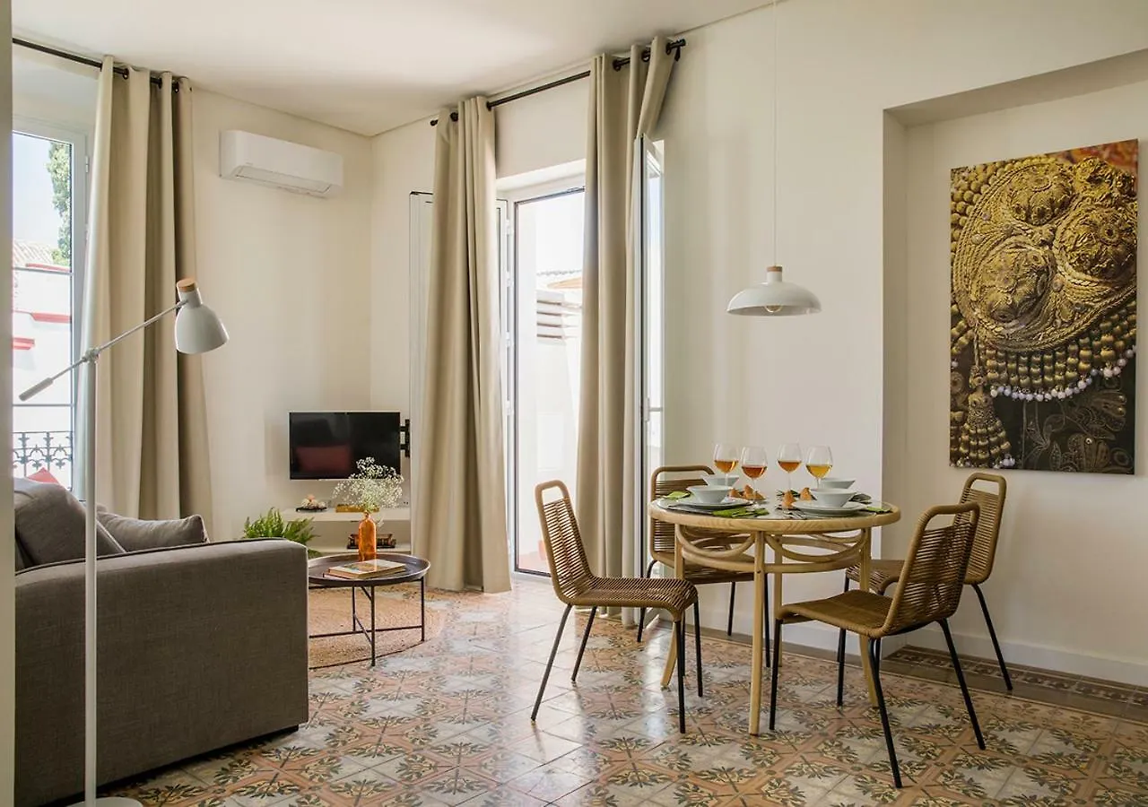 Santa Paula Pool & Luxury Apartment Seville