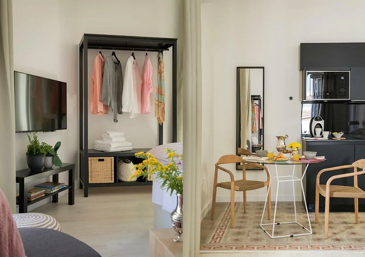 Santa Paula Pool & Luxury Apartment Seville