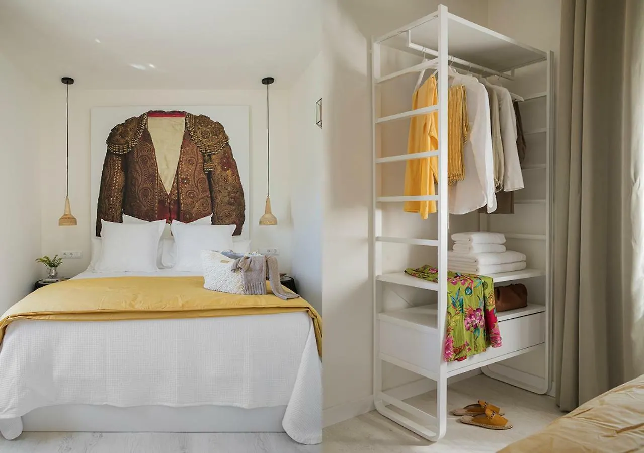 Santa Paula Pool & Luxury Apartment Seville