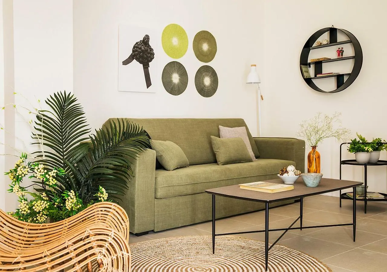 Santa Paula Pool & Luxury Apartment Seville