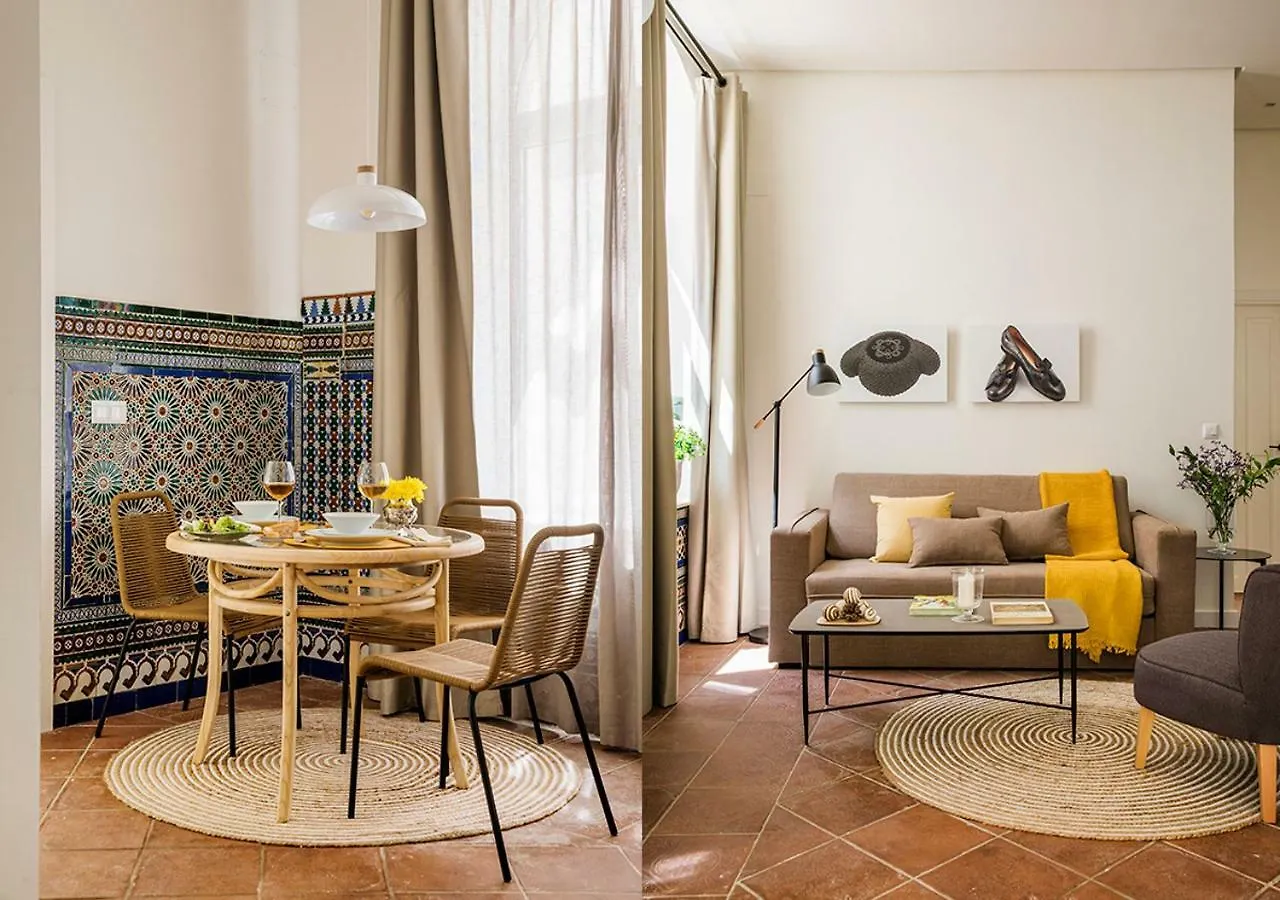 Ferienwohnung Santa Paula Pool & Luxury Sevilla Apartment