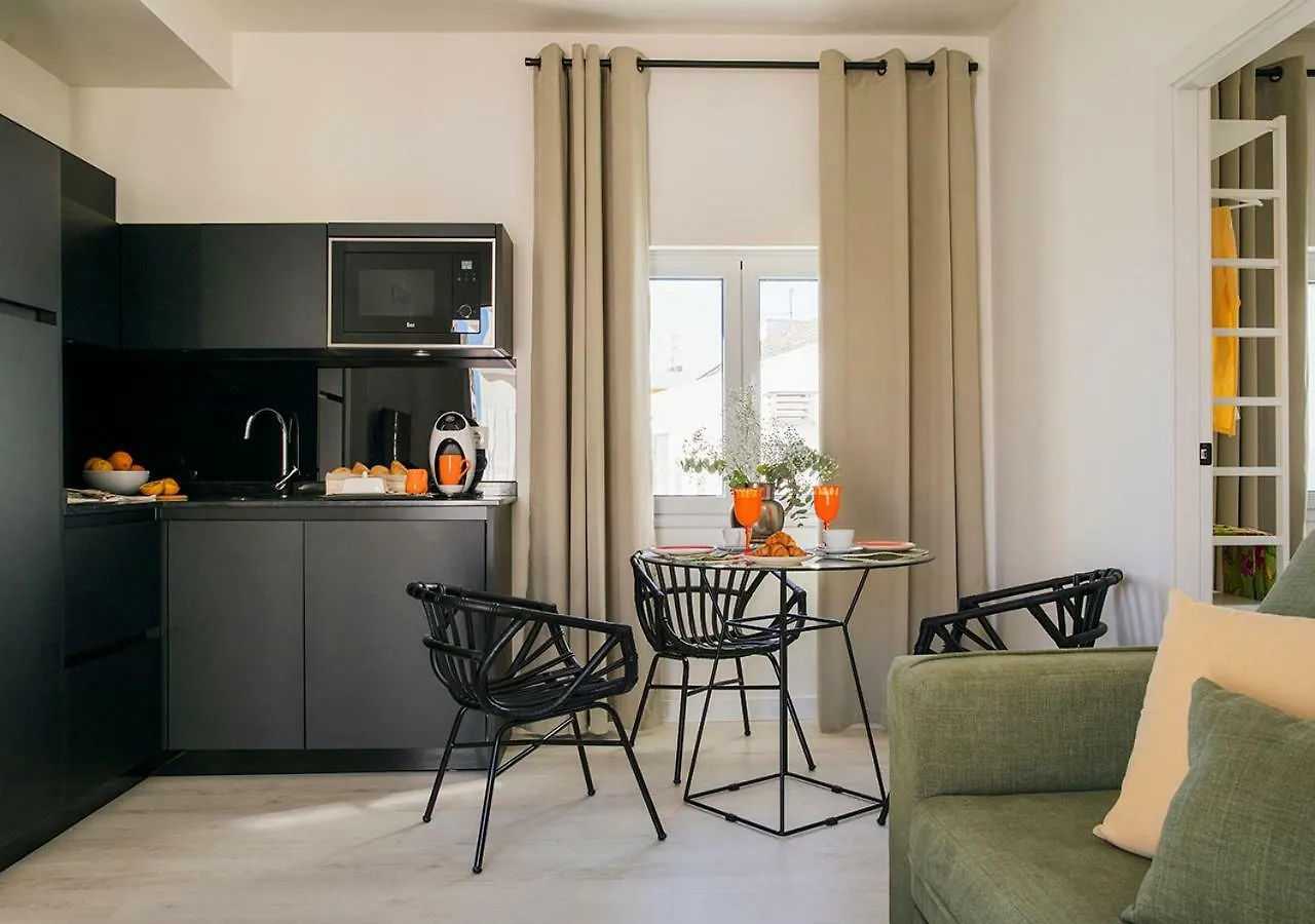 Santa Paula Pool & Luxury Apartment Seville 0*,